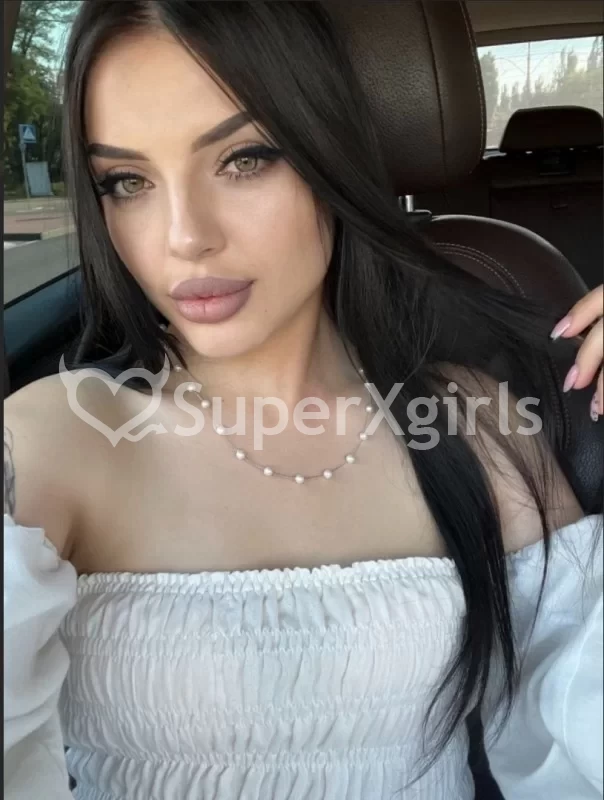 Alexandra ליווי דובאי